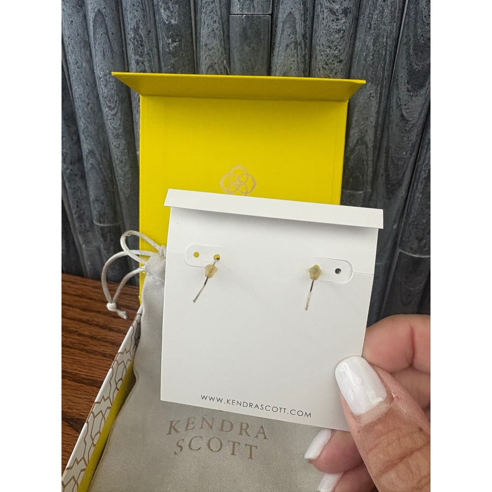 Kendra Scott Purple Stone Elongated Diamond Drop Earrings Silver Tone with Box - Picture 3 of 5